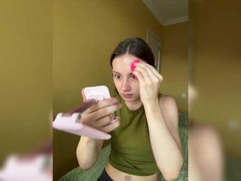 Milka_Crystal webcam bongacams model stream image