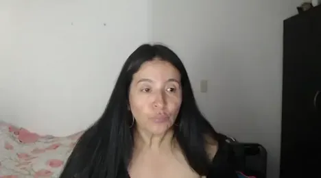 stefilove10 webcam model stream image