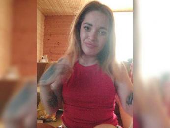 SanyaNastya webcam bongacams model stream image