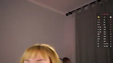 KateDolphin webcam model stream image