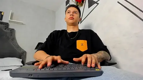 liaamsmiith_ webcam model stream image