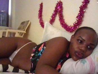 NewBird webcam bongacams model stream image