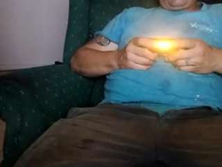 ilikehugeboobs361 webcam model stream image