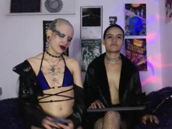plutonbluemoon_999 webcam model stream image