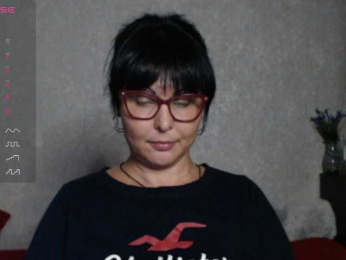 ZaRaZaTvOyA webcam model stream image