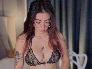 nina-rose webcam model stream image