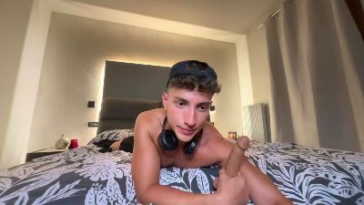 OnlyMikMat_fans webcam cam4 model stream image
