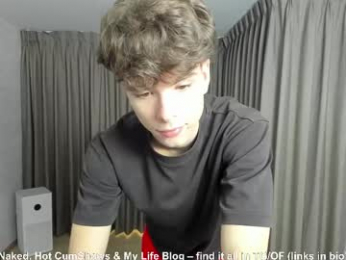 calvin_loves_you webcam model stream image