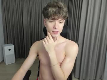 calvin_loves_you webcam model stream image