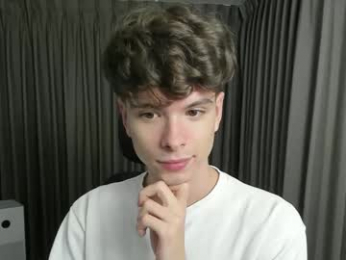 calvin_loves_you webcam model stream image