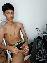 Alayn_sexy_ayes webcam stripchat model stream image