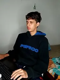 Alayn_sexy_ayes webcam model stream image