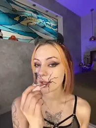 MeryWeaver webcam stripchat model stream image