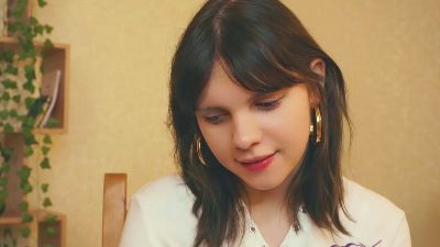 LeolaRollheiser webcam cam4 model stream image