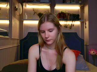 Morgan Ward webcam flirt4free model stream image