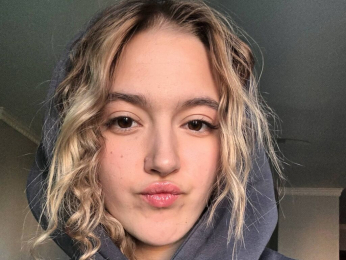 ElwynaBrindle webcam livejasmin model stream image