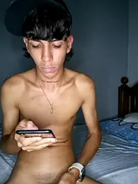 Maximilian0_1 webcam model stream image