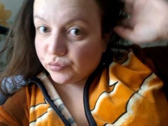 annetshik2013 webcam model stream image