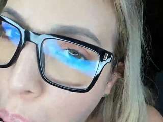 valeryjhonsson webcam model stream image