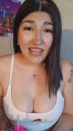 DolceNazz webcam model stream image