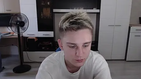 angryzan webcam model stream image