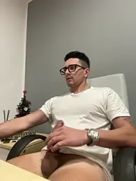 masterboss_ webcam model stream image