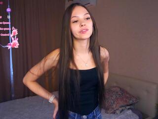 Malinda Hurni webcam model stream image