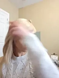 AmethystFoxx webcam model stream image