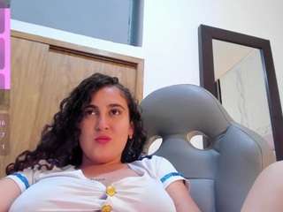 lissa-hot webcam model stream image