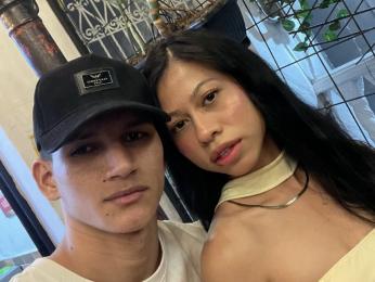 SophiAndJack webcam model stream image