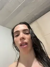 sisterhong webcam stripchat model stream image
