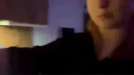 PandaFluff webcam model stream image