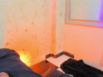 liaMonroe webcam bongacams model stream image