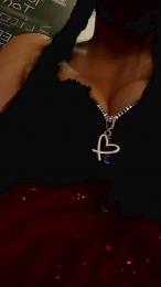 Lindafox99 webcam cam4 model stream image