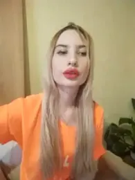 Elza_kom webcam model stream image