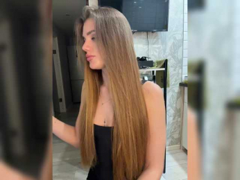 SweetyMia webcam model stream image