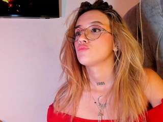 sabrina-cole webcam model stream image