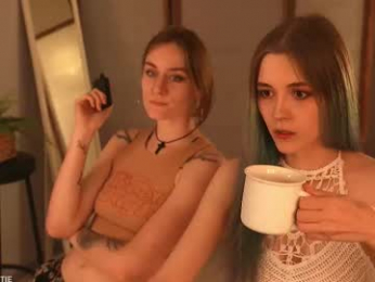 violettessa webcam model stream image