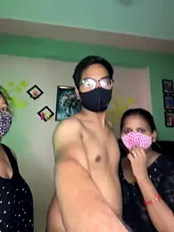 Hot_couple_99 webcam model stream image