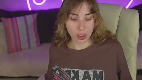 JennyyLuv webcam model stream image