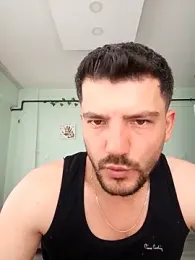 Legendarrows webcam model stream image