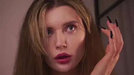 LoraDevon webcam model stream image