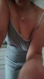 MoraToro webcam cam4 model stream image