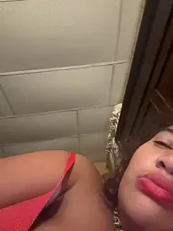 BunnyYT webcam stripchat model stream image