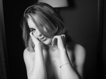 TaisaHepburn webcam model stream image