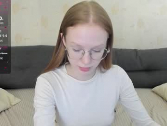 milymi_ webcam model stream image