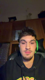 Hank_04 webcam model stream image