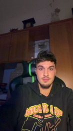 Hank_04 webcam model stream image