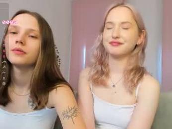 lisaluve webcam model stream image