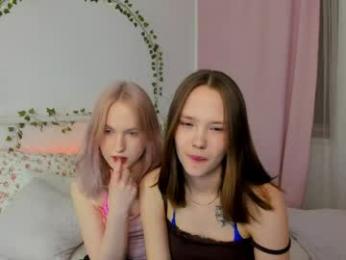 lisaluve webcam chaturbate model stream image